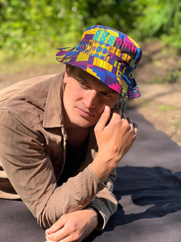 Chapeau bob / Bucket hat imprimé africain - Multi-couleurs Kente violet - tailles enfants et adultes (Unisexe)