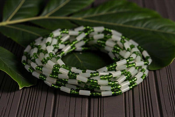 Waist Beads / Chaine de taille africaine - EGHE - Vert / Blanc (élastique)