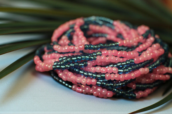 Waist Beads / Chaine de taille africaine - ADODO - Bleu / rose (élastique)