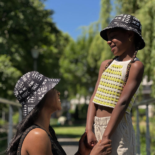 Chapeau bob / Bucket hat imprimé africain - Noir Blanc Bogolan - tailles enfants (Unisexe)