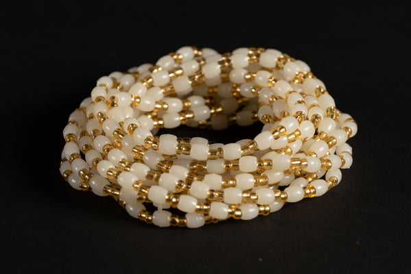 Waist Beads / Chaine de taille africaine - ISOKEN- Doré / Blanc (élastique)