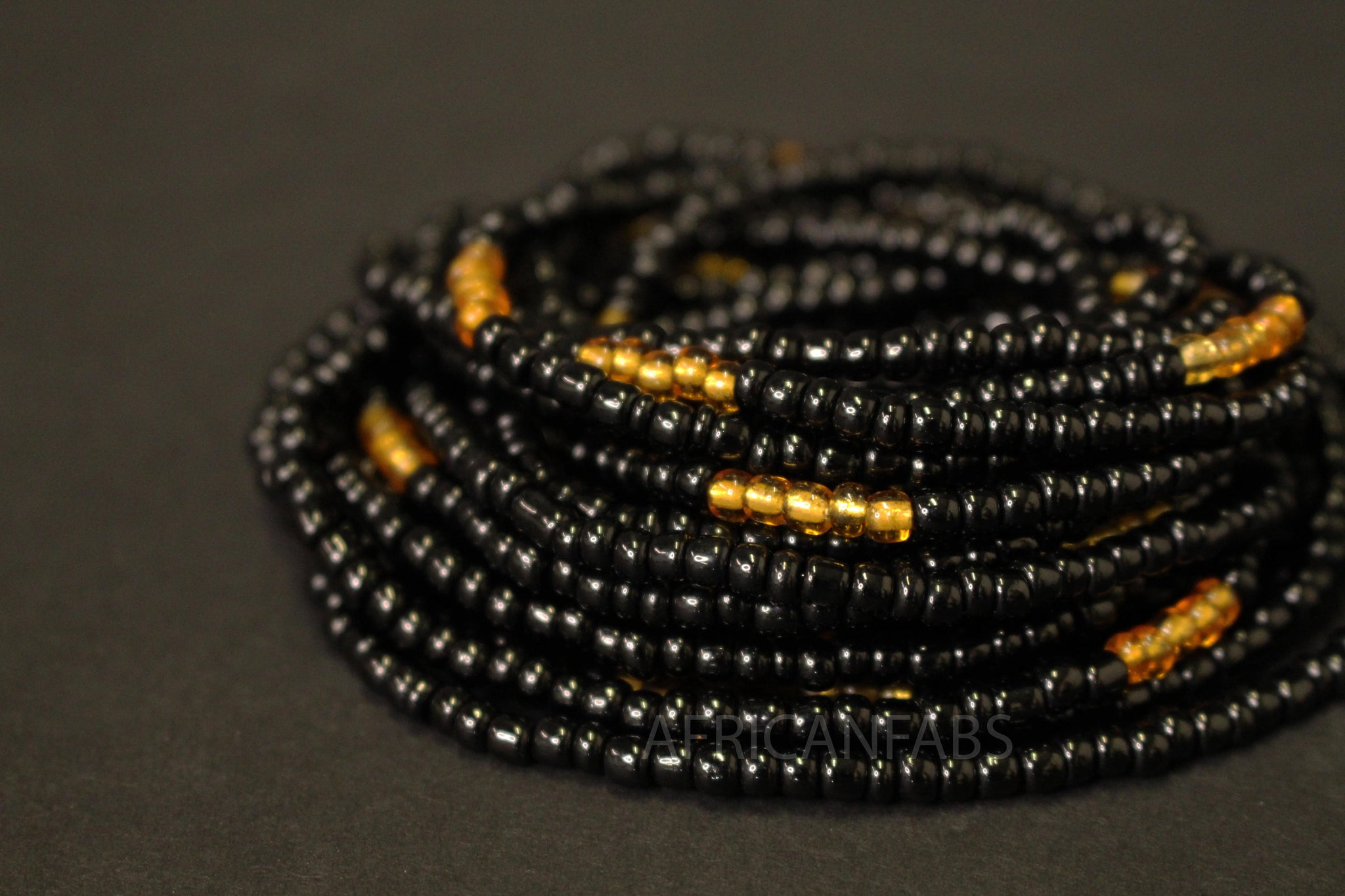 Waist Beads / Chaine de taille africaine - OSAWE - Noir / or (élastique)