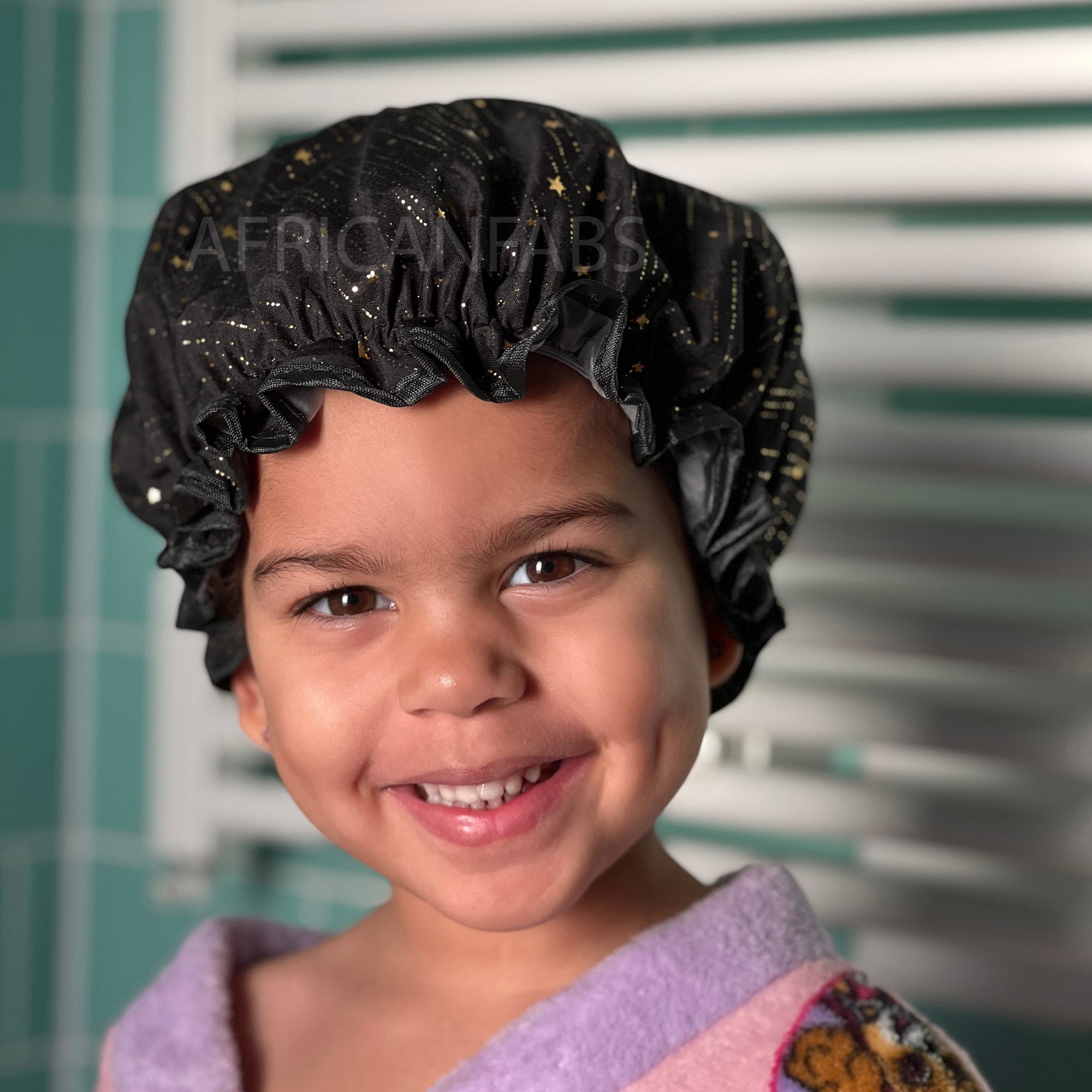 Bonnet de douche pour enfants (réutilisable) - Noir Gold Stars – AfricanFabs