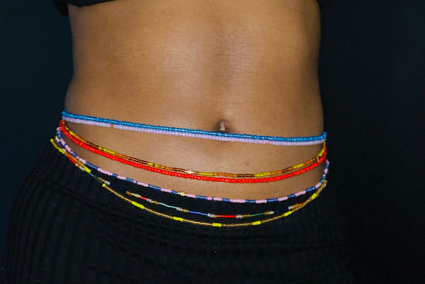 Waist Beads / Chaine de taille africaine - OSAWE - Noir / or (élastique)